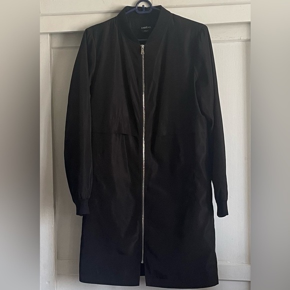Bebe Black Long Bomber Jacket. Pre-Owned. - Picture 1 of 3